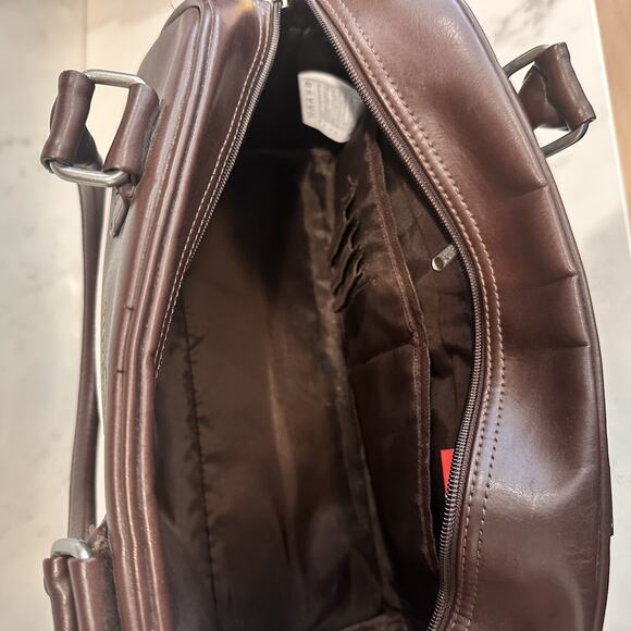 80s 90s Retro Puma Vinyl Brown Messenger Bag Purse Small Duffel - Picture 15 of 16